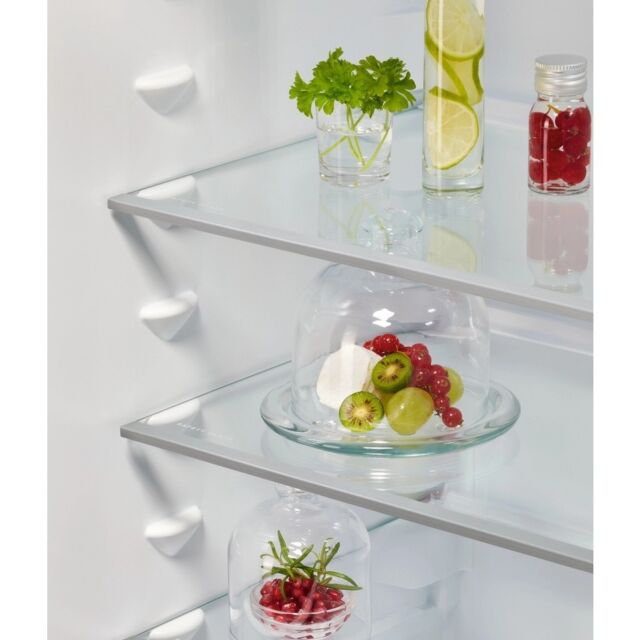AEG NSC7N18ZES 54.6cm 70/30 Built In Frost Free Fridge Freezer