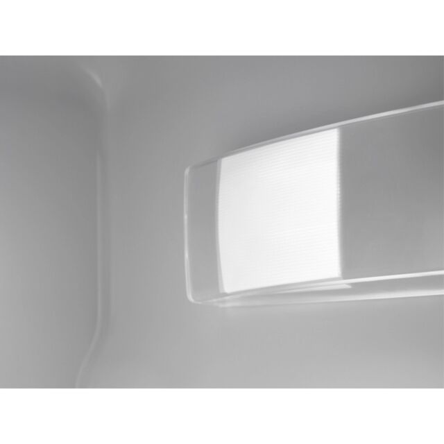 AEG NSC7N18ZES 54.6cm 70/30 Built In Frost Free Fridge Freezer