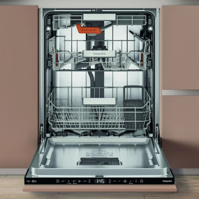 Hotpoint H8IB15M4TS UK Integrated Dishwasher with Maxi Space - 15 Place Settings