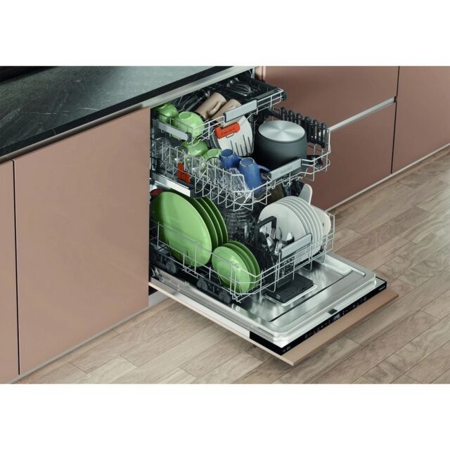 Hotpoint H8IB15M4TS UK Integrated Dishwasher with Maxi Space - 15 Place Settings