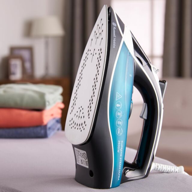 Russell Hobbs 23260 Supreme Steam Iron