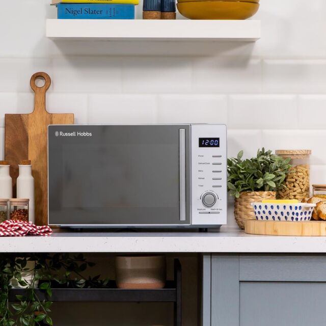 Russell Hobbs RHM2348S 23 Litres Solo Microwave - Silver